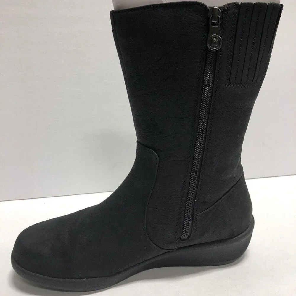 Aravon Women’s Fairlee Mid Boots Black, Size 6.5B